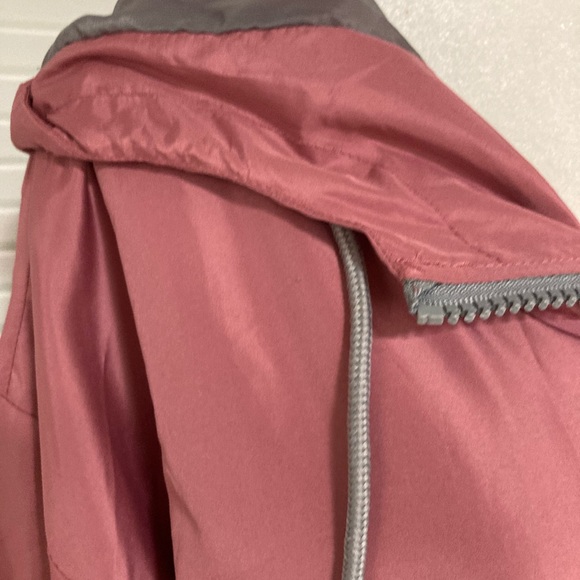 EUC Thrill 94 Pink+Black+Reflective Gray Lightweight Hooded WindbreakerJacket 3X - Picture 9 of 14